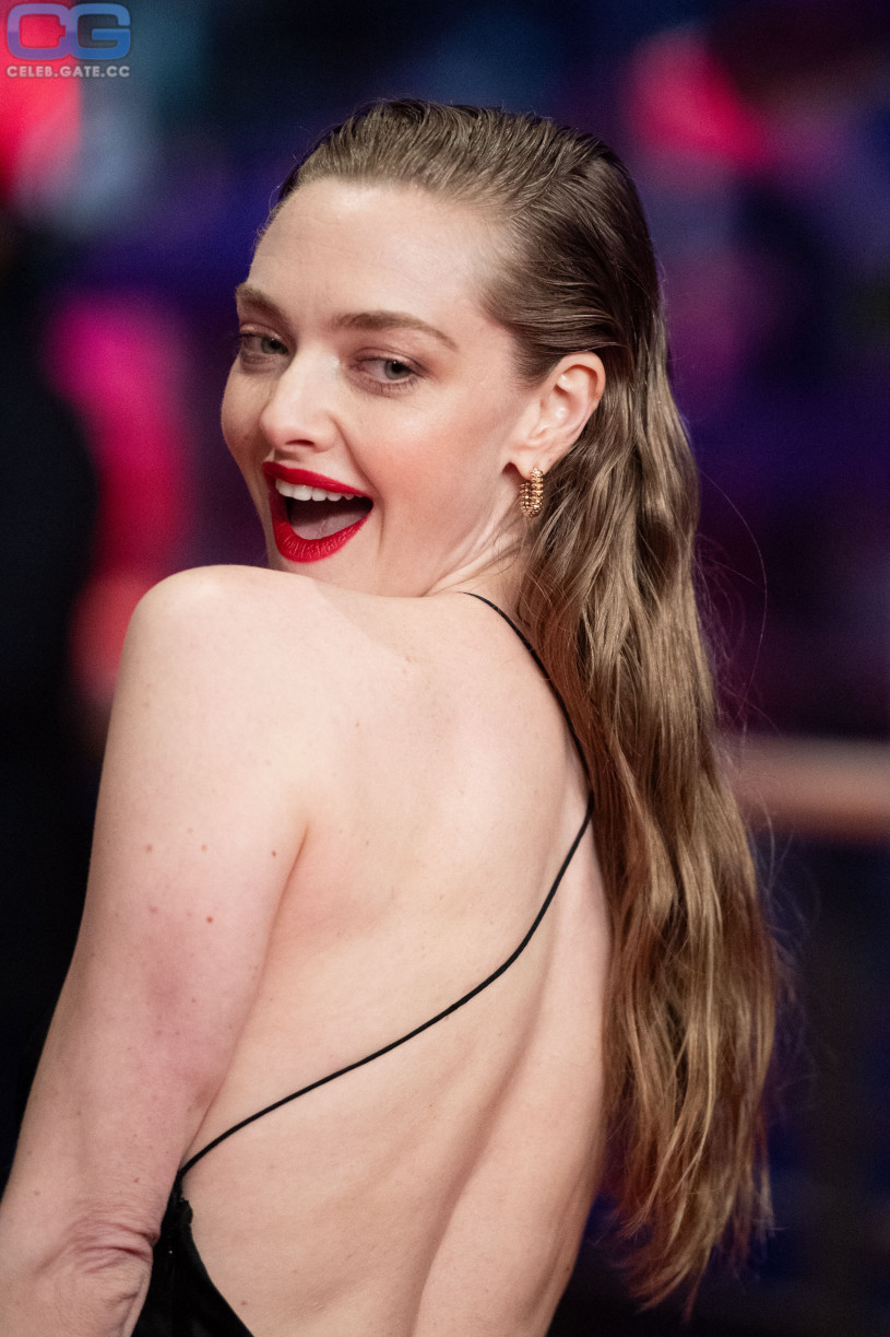 Amanda Seyfried nude, pictures, photos, Playboy, naked, topless, fappening