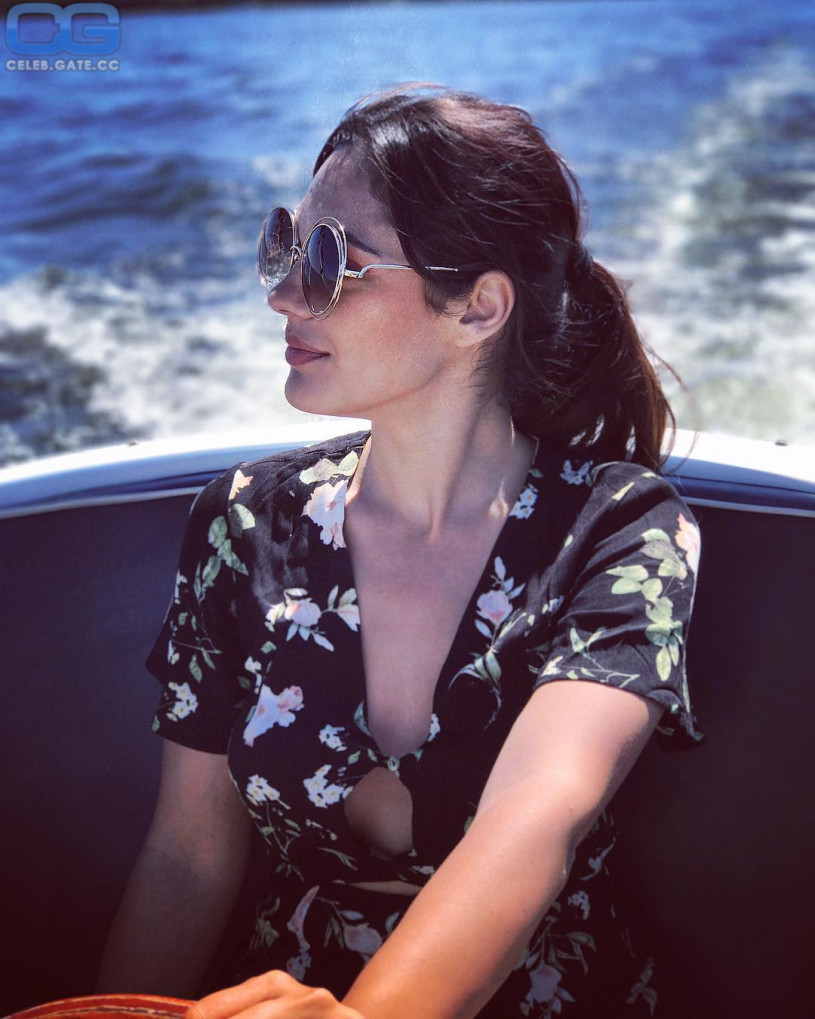 Nilam Farooq nude, pictures, photos, Playboy, naked, topless, fappening