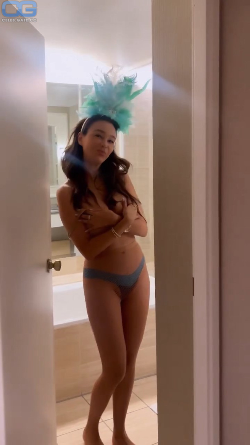 Verona Pooth Nackt Nacktbilder Playboy Nacktfotos Fakes Oben Ohne verona-pooth-nackt-nacktbilder-playboy-nacktfotos-fakes-oben-ohne