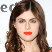 Alexandra Daddario nackt