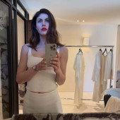 Alexandra Daddario 