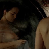 Alice Braga desnudo