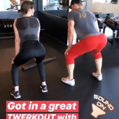 Alison Brie leggings