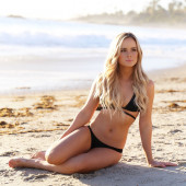 Amanda Stanton bikini