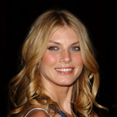 Angela Lindvall