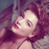 Anne Baxter