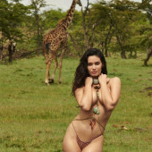 Anne De Paula naked