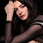 Anne Hathaway 