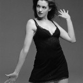 Anne Hathaway 