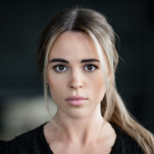 Annelie Henze