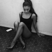 Ariana Grande sexy