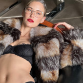 Bar Refaeli 