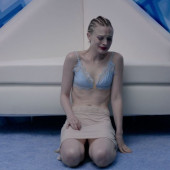 Bella Heathcote 