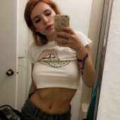 Bella Thorne sexy instagram