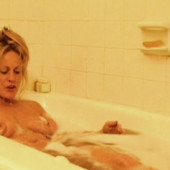 Beverly D'Angelo nude scene