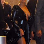 Beyonce Knowles cleavage