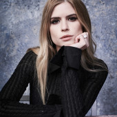 Carlson Young 