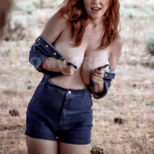 Carrie Keagan 