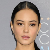 Courtney Eaton