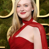 Dakota Fanning 