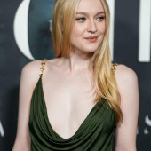Dakota Fanning 