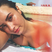 Demi Lovato nude look