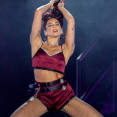 Dua Lipa 