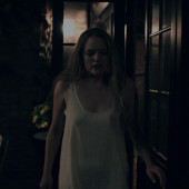 Elisabeth Moss 