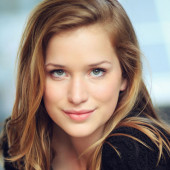 Elizabeth Lail