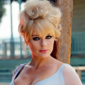 Elke Sommer