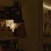 Elle Fanning 