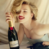 Scarlett Johansson 