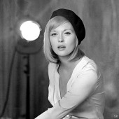 Faye Dunaway 