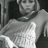 Faye Dunaway 