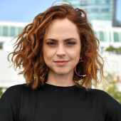Fiona Dourif