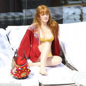 Florence Welch sexy
