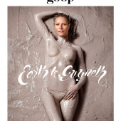 Gwyneth Paltrow topless