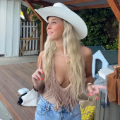 Haliey Welch 