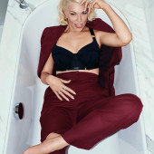 Hannah Waddingham 