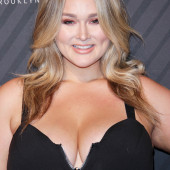 Hunter McGrady 