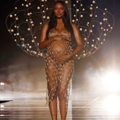 Jasmine Tookes 