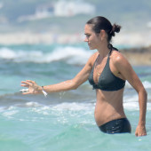 Jennifer Connelly bikini