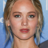 Jennifer Lawrence close up