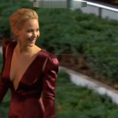 Jennifer Lawrence hot