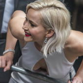 Jennifer Lawrence 