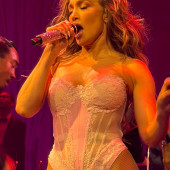 Jennifer Lopez 