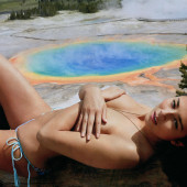 Jessica Gomes topless