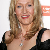 Joanne K Rowling 