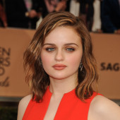 Joey King