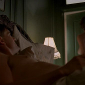 Julianne Nicholson